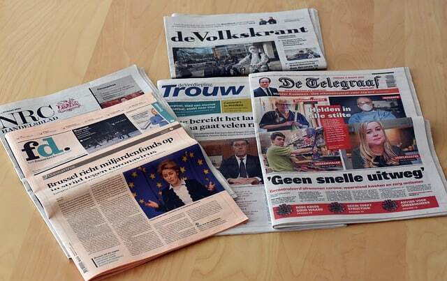 Dutch language newspapers